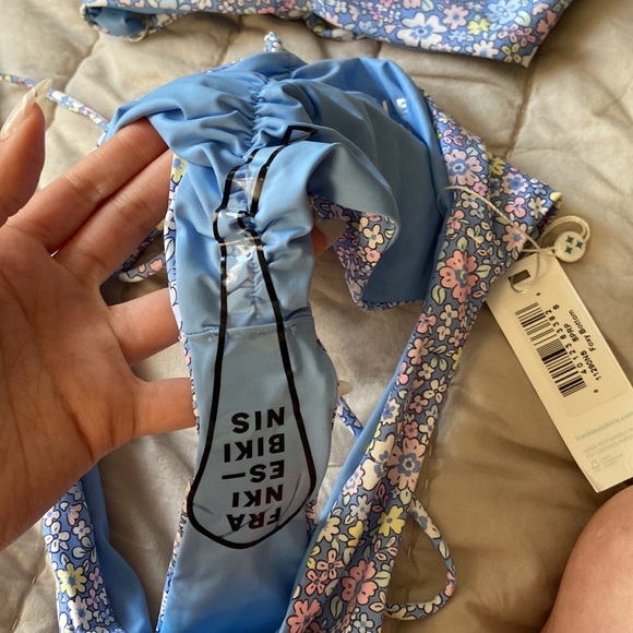 Frankie’s Bikini Set NWT - Picture 5 of 7